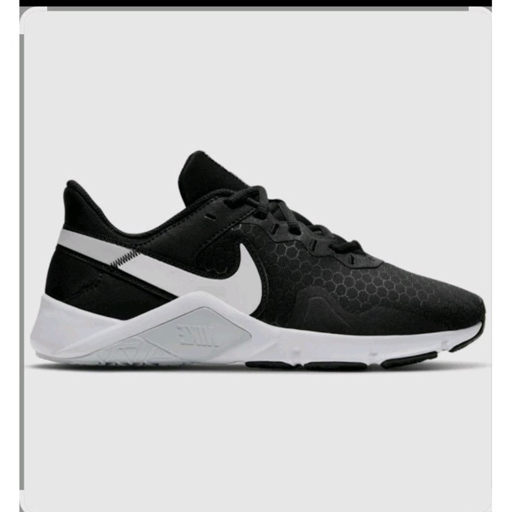 Size 8.5 - Nike Legend Essential 2 Black White W